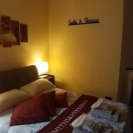 Apartment Smiths & Herreros Genoa