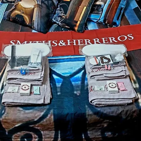 Smiths & Herreros * Genua